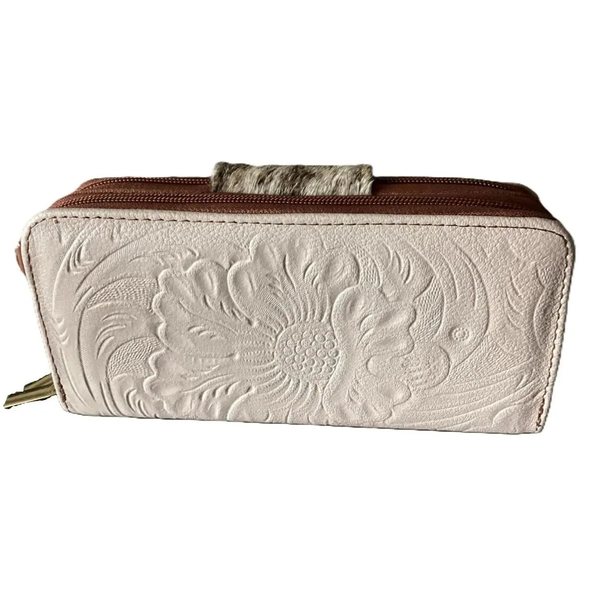 Leather Shoulder Bag with Fur - LunaArtesanal