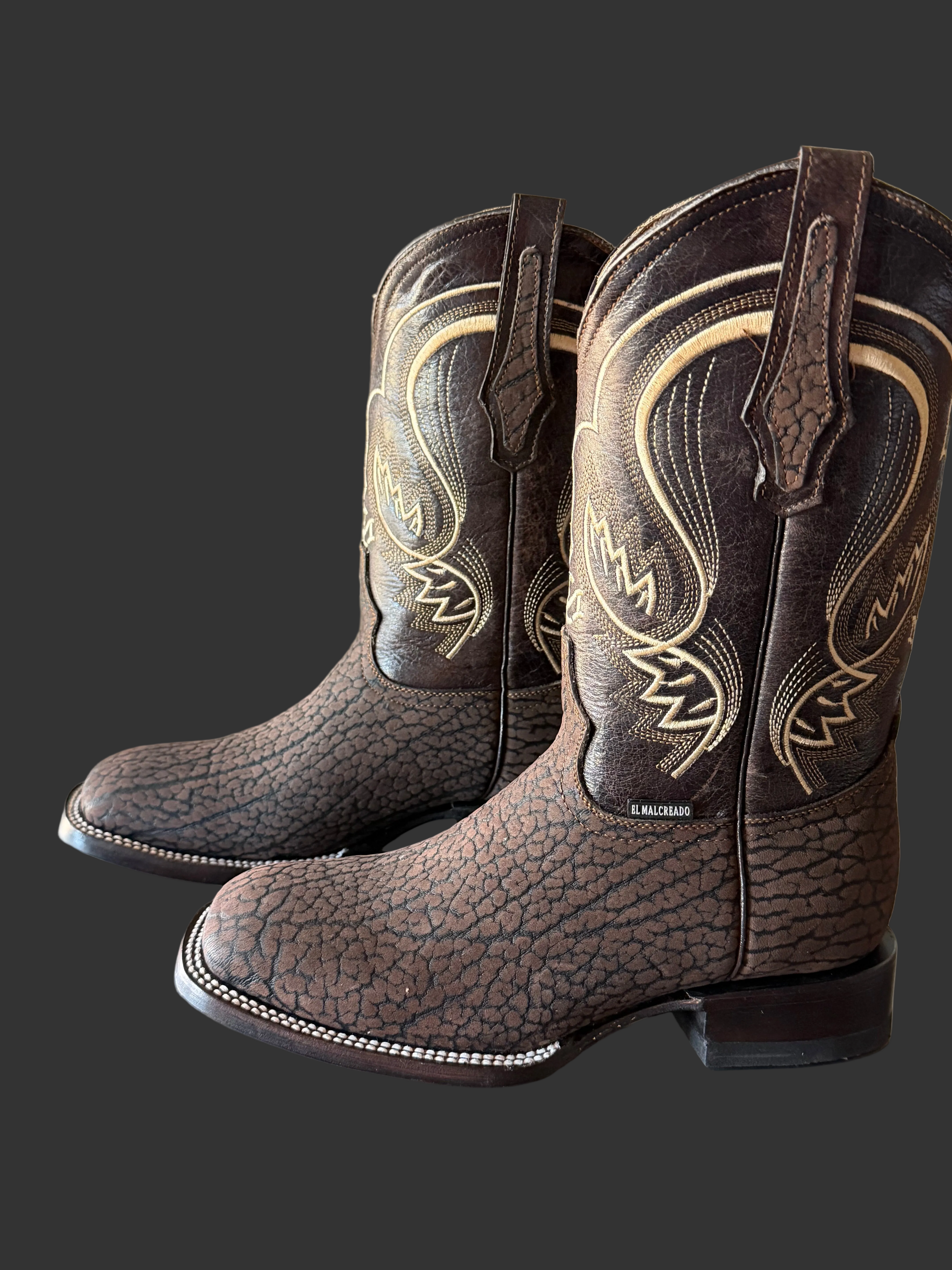 Malcreado Cowboy Boots in Bull Neck Leather - Chocolate