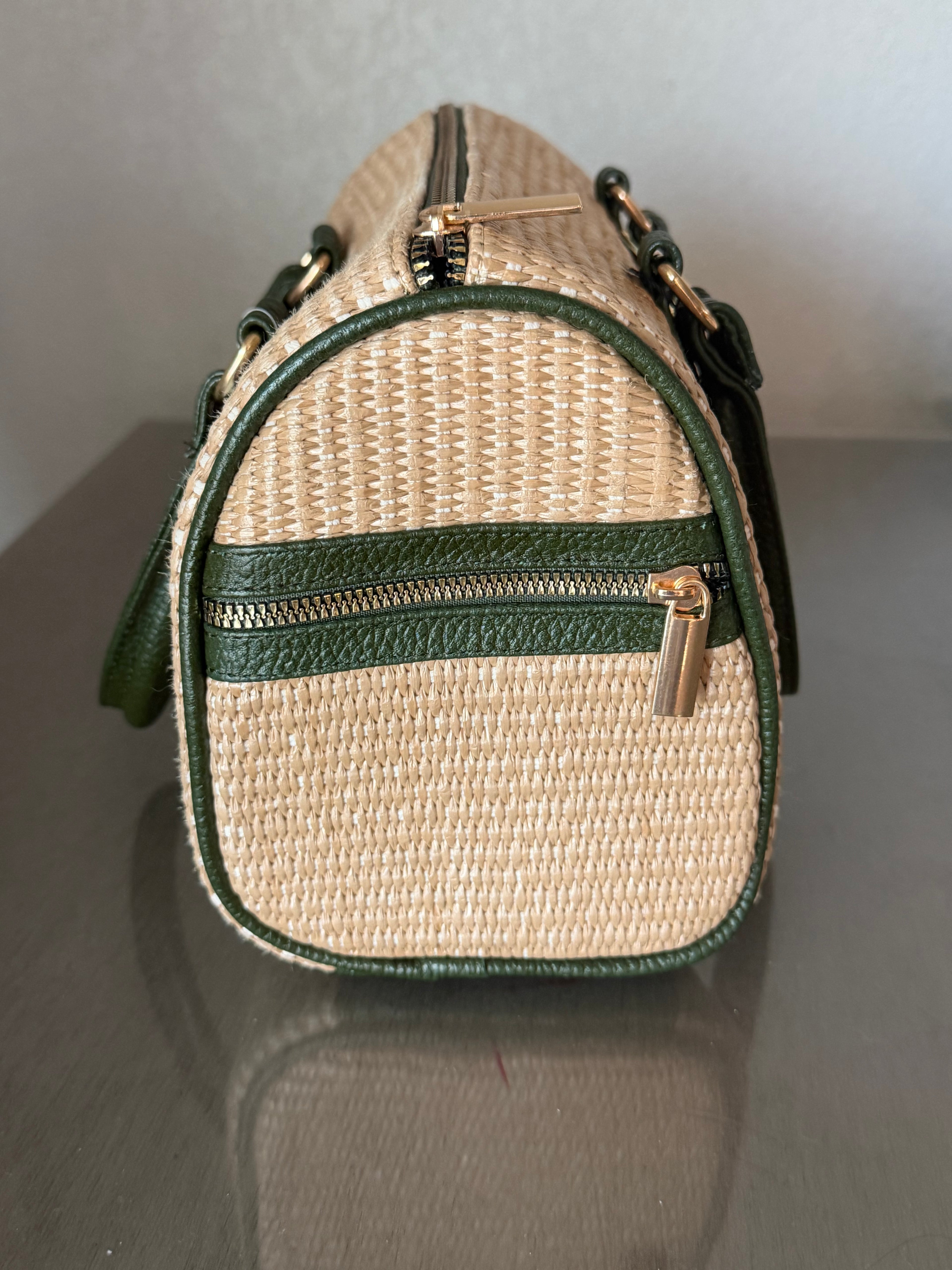 Natural raffia
