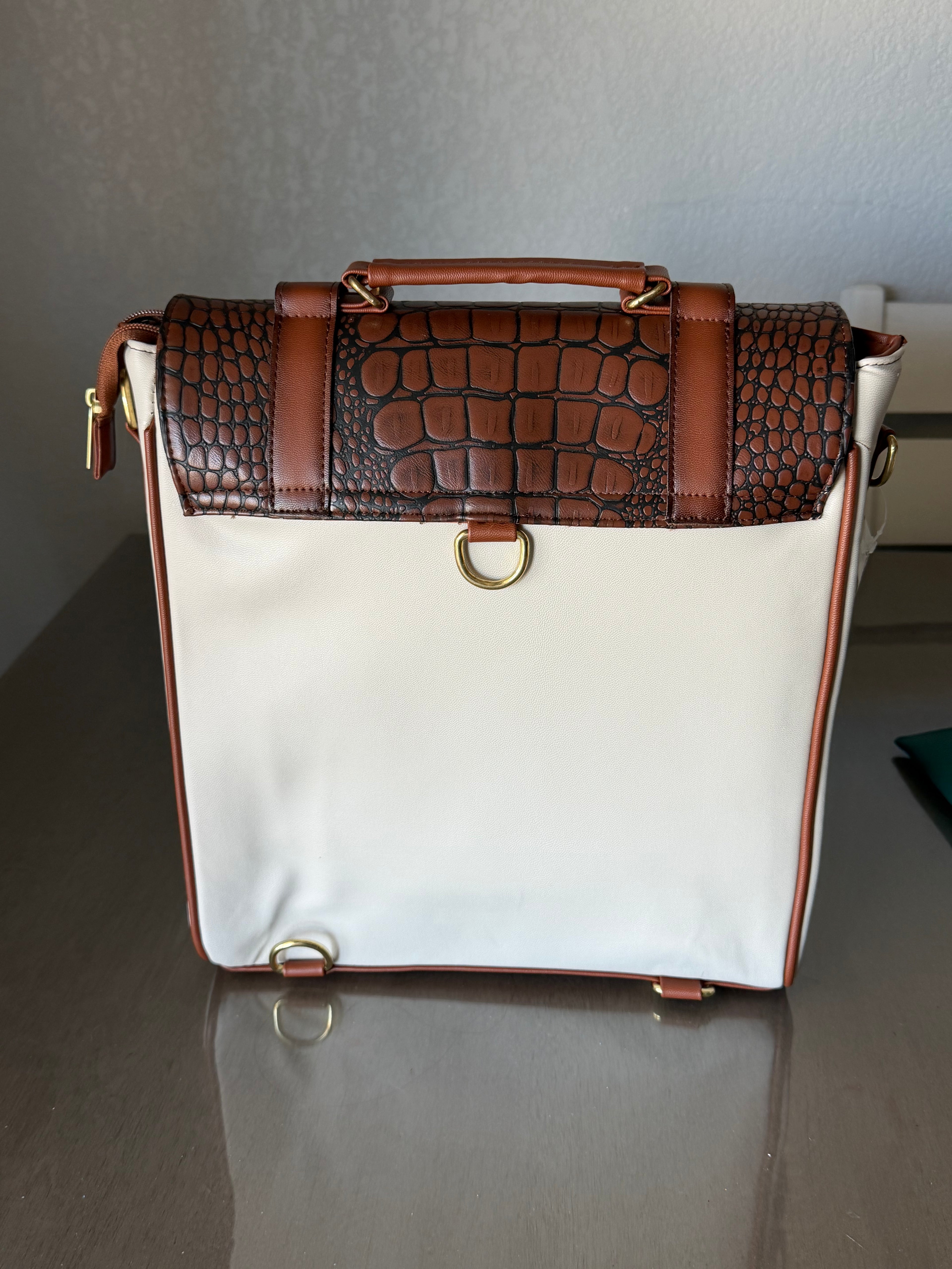 Mochila "María Antonieta" - Lujo en Piel y Capacidad Superior