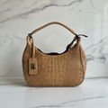 Bolsa "Hobo" Beige con Grabado de Cocodrilo y Perfil Cóncavo