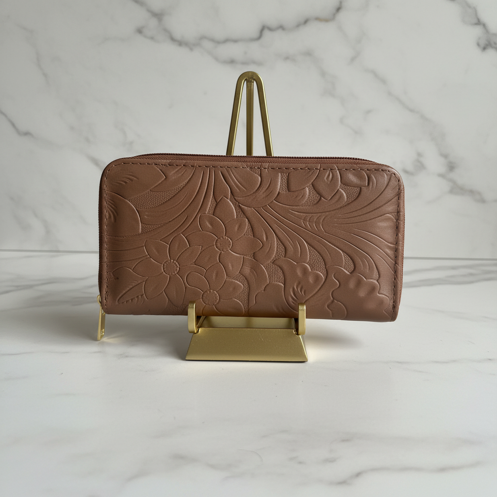 Flora Cartera 2 en 1 — Clutch y Bandolera | Colección Piel y Pelo