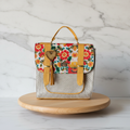 Jute Backpack Mostaza - Mármol Stand Madera